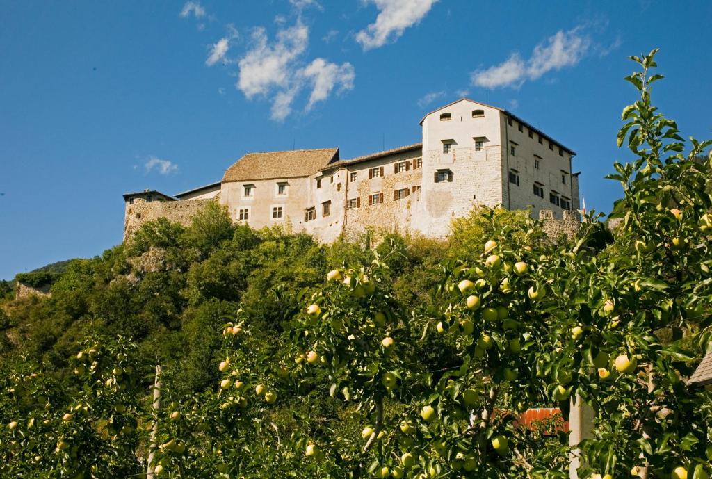 Albergo Sayonara Комано Терме Екстериор снимка