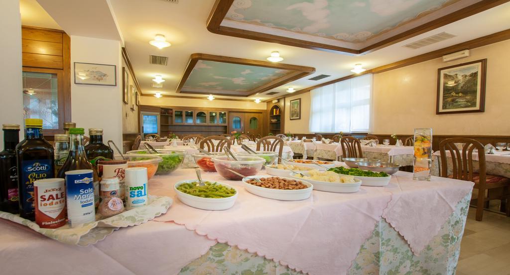 Albergo Sayonara Комано Терме Екстериор снимка