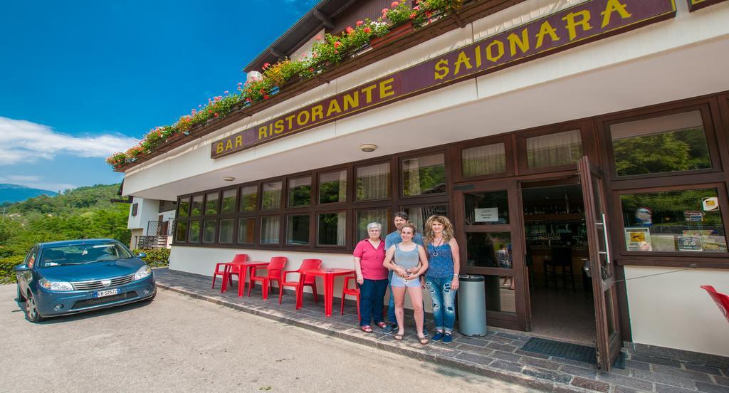 Albergo Sayonara Комано Терме Екстериор снимка