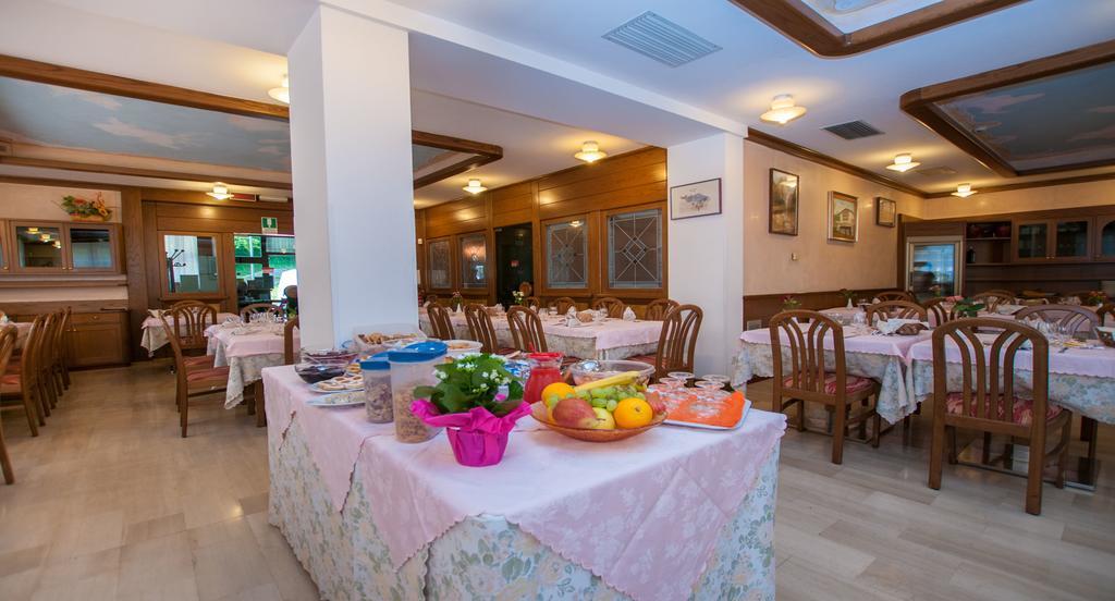 Albergo Sayonara Комано Терме Екстериор снимка