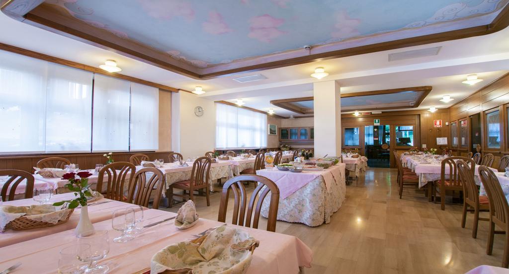 Albergo Sayonara Комано Терме Екстериор снимка