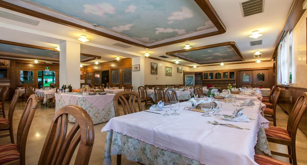 Albergo Sayonara Комано Терме Екстериор снимка